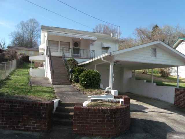102 Wainwright Rd #1 - Photo 3 of 22