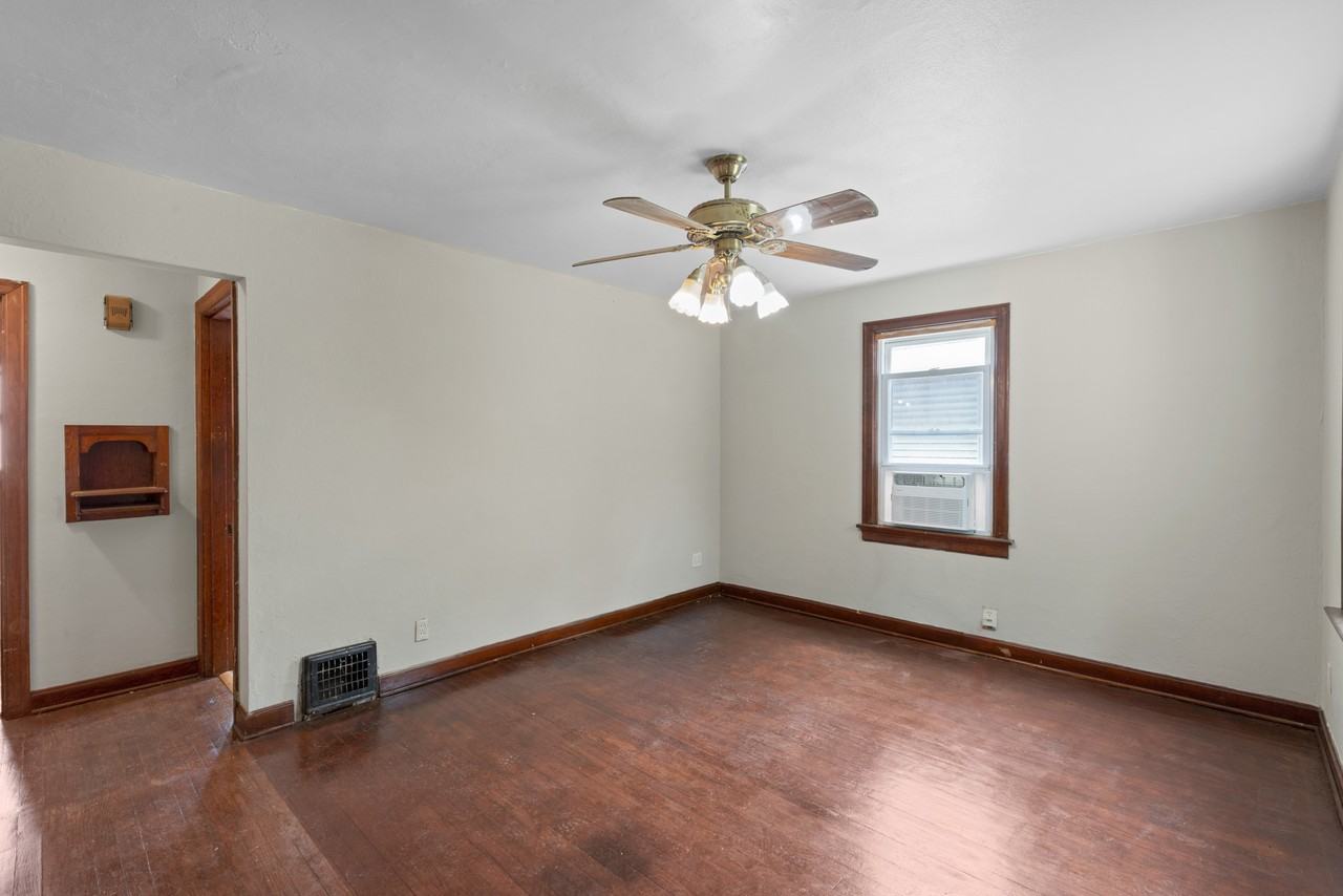 7007 Paisley Dr #1 - Photo 3 of 18