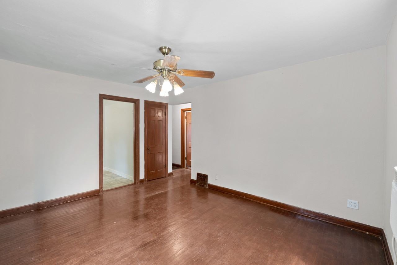 7007 Paisley Dr #1 - Photo 4 of 18