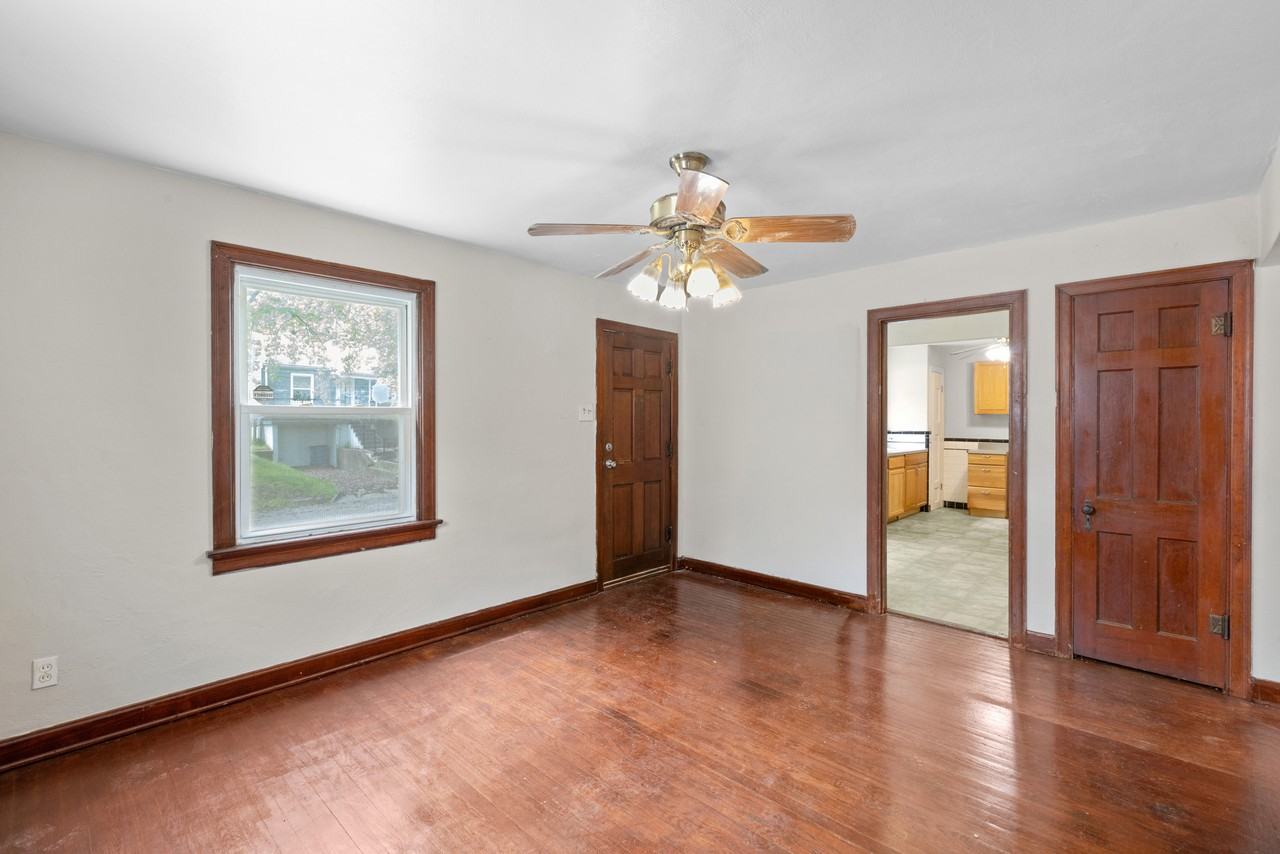 7007 Paisley Dr #1 - Photo 5 of 18