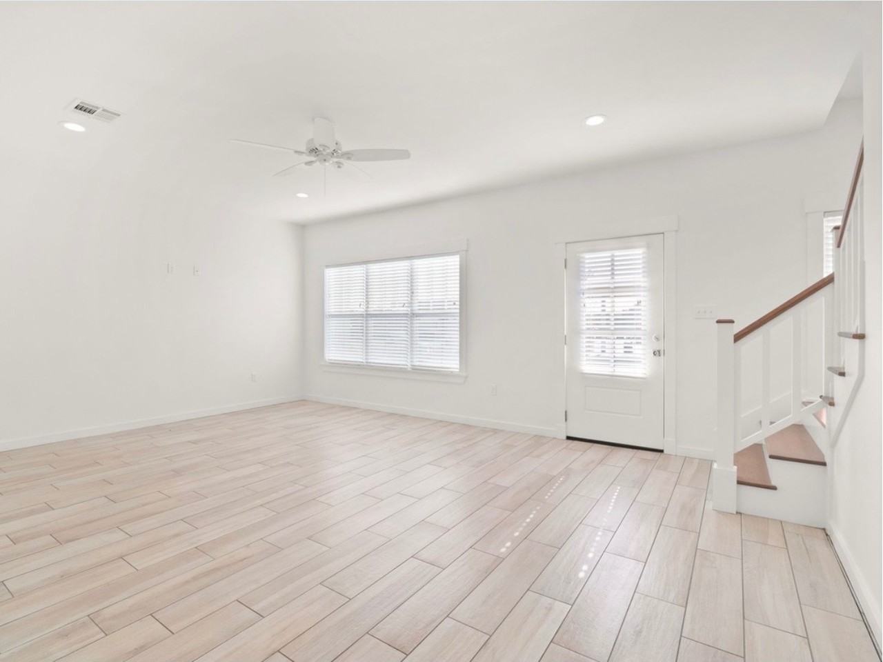 613 East Center Street - Photo 5 of 8