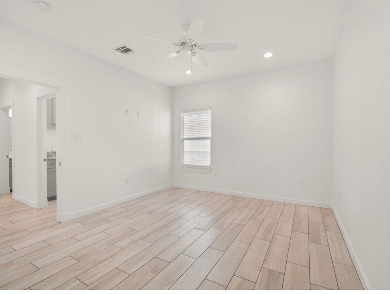 613 East Center Street - Photo 7 of 8