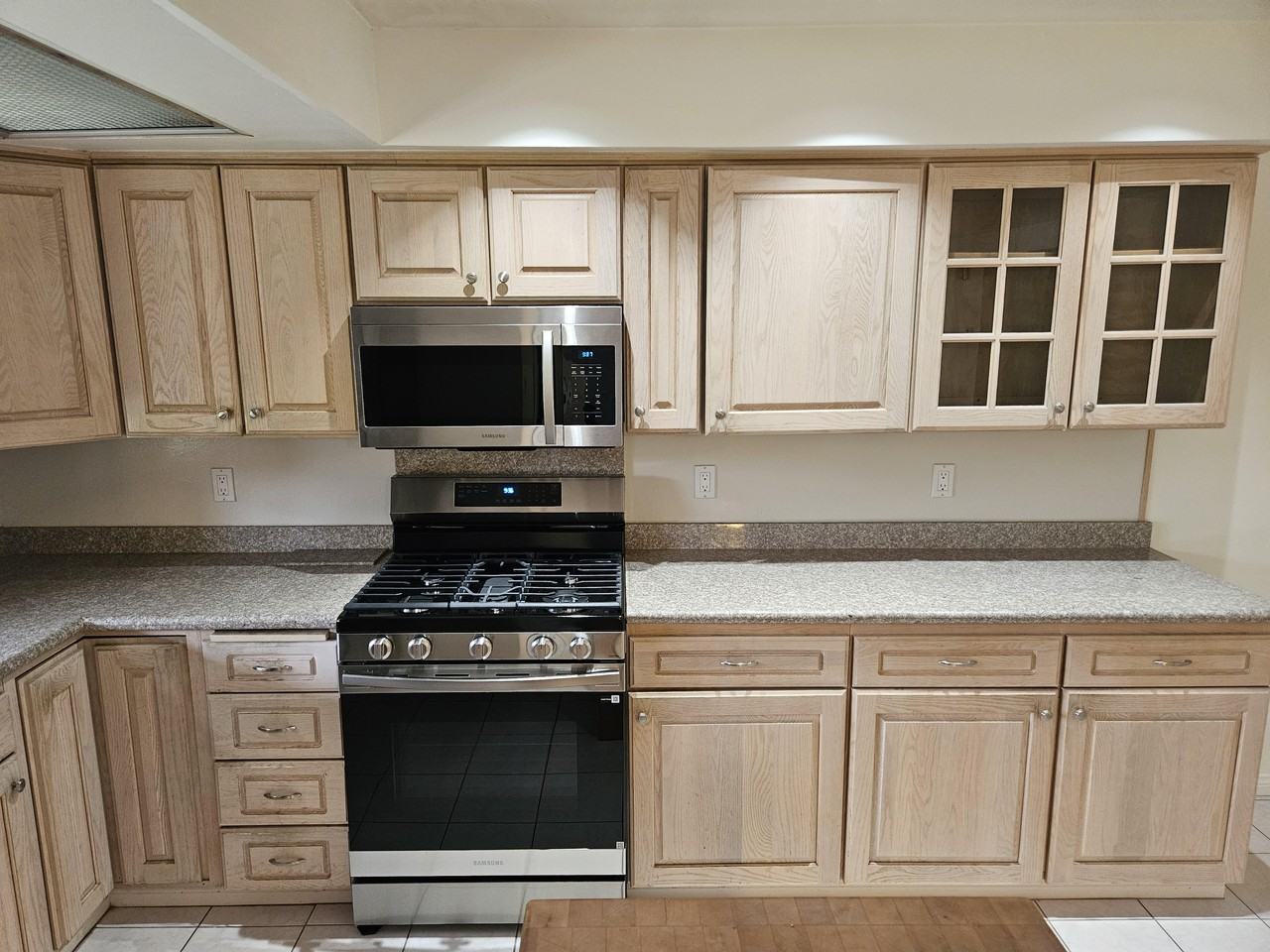 316 Cambridge Dr #1 - Photo 6 of 10