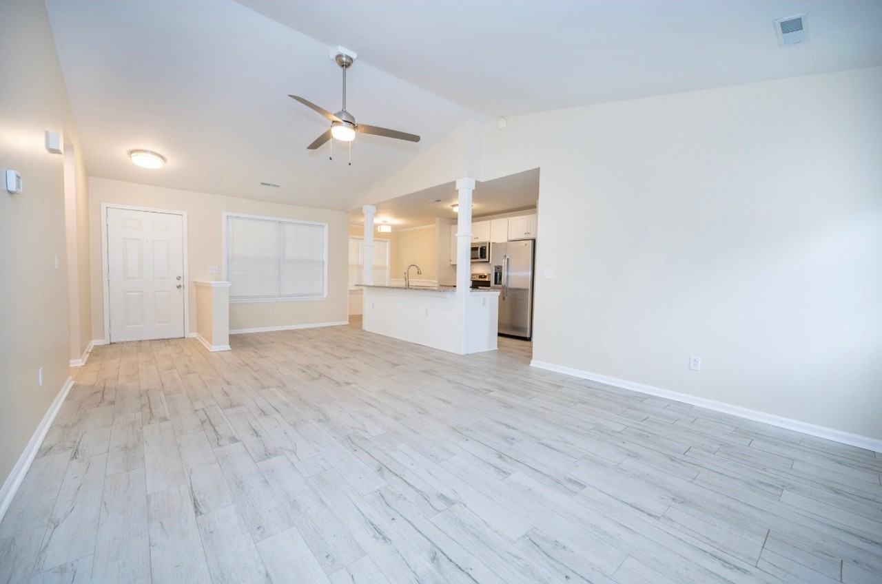 1782 Dogwood Rd - Photo 4 of 11
