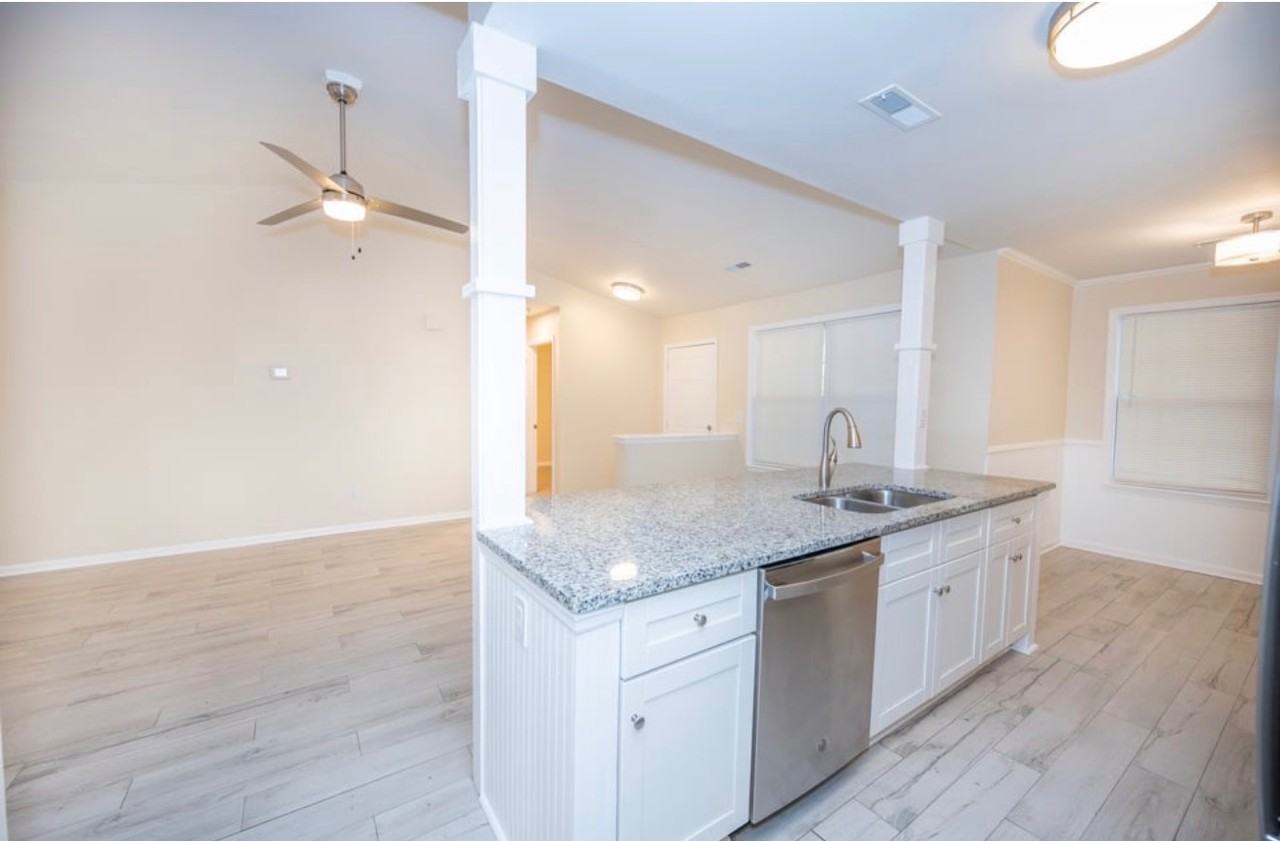 1782 Dogwood Rd - Photo 6 of 11