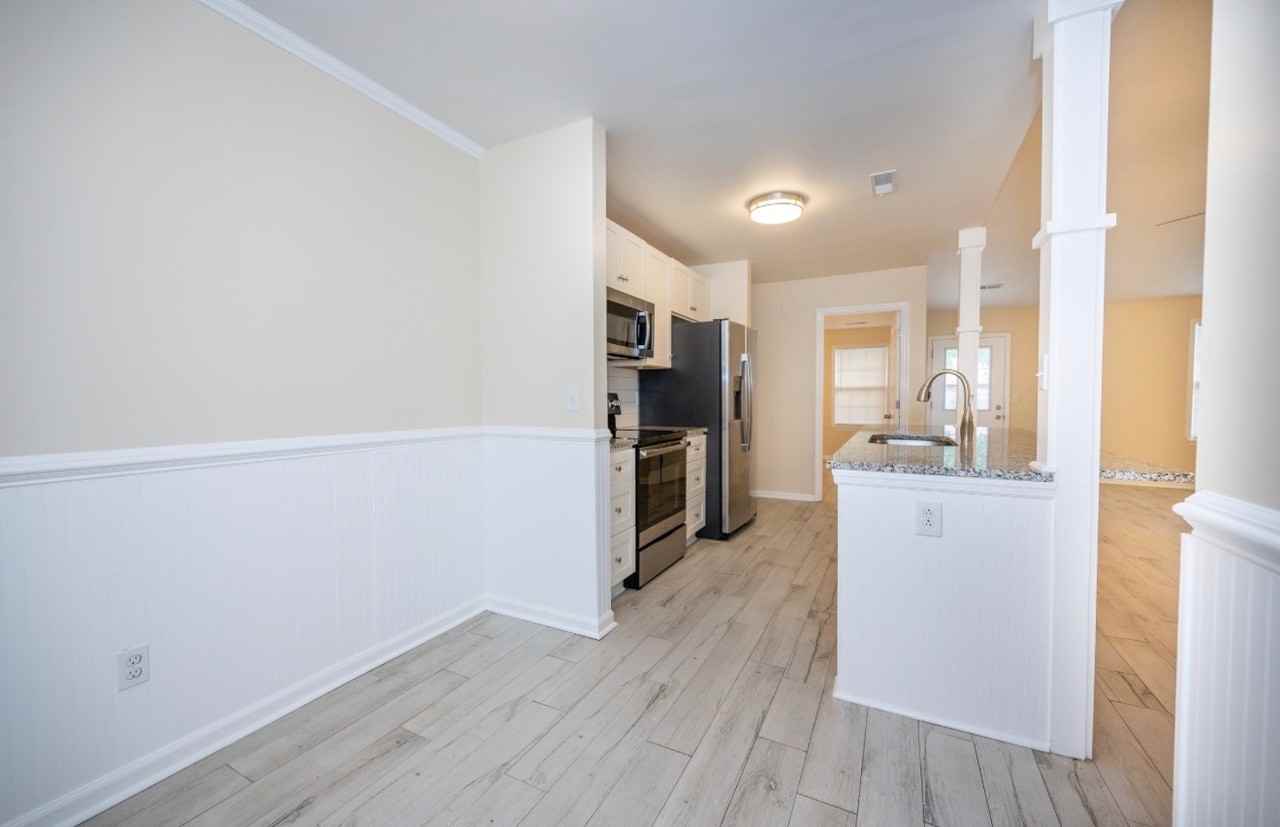 1782 Dogwood Rd - Photo 7 of 11