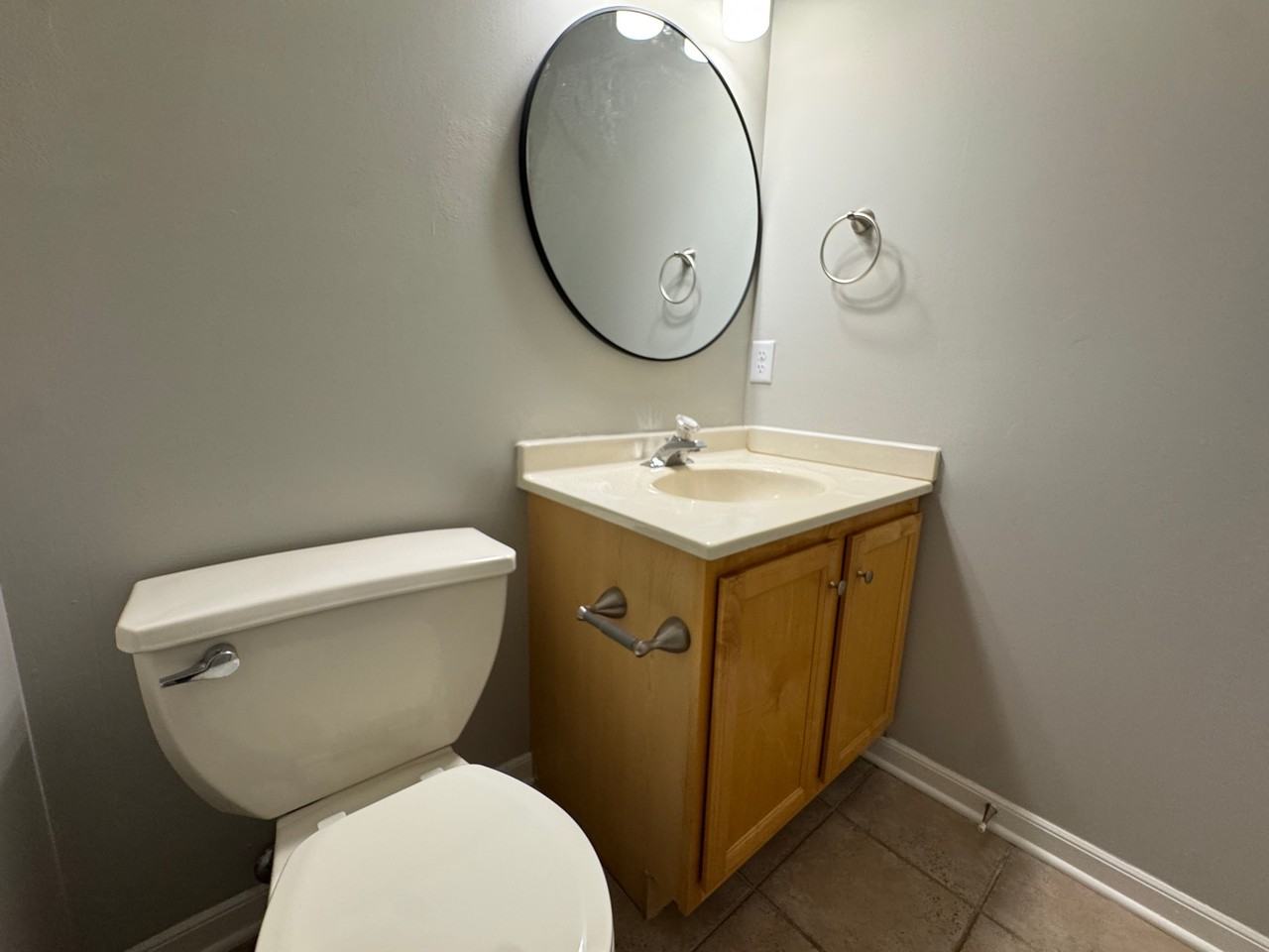 6251 Commonwealth Dr #1 - Photo 7 of 11