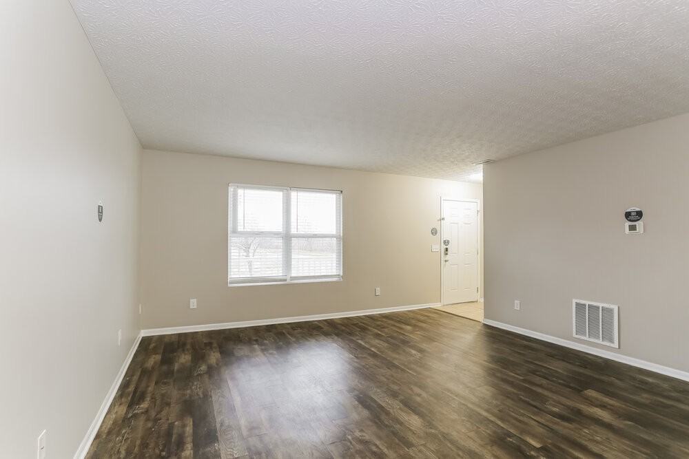 6280 Marengo St - Photo 6 of 25