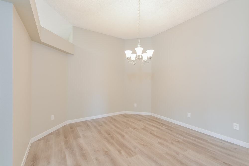 360 Dooley Dr - Photo 6 of 16