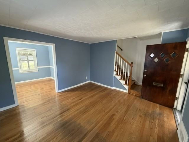 639 Emerson St Ne #1 - Photo 6 of 29