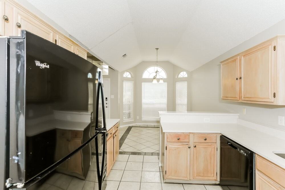 1211 Old Knoll Dr - Photo 7 of 16