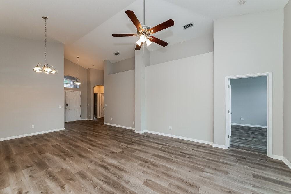 5110 Clover Mist Dr - Photo 4 of 16