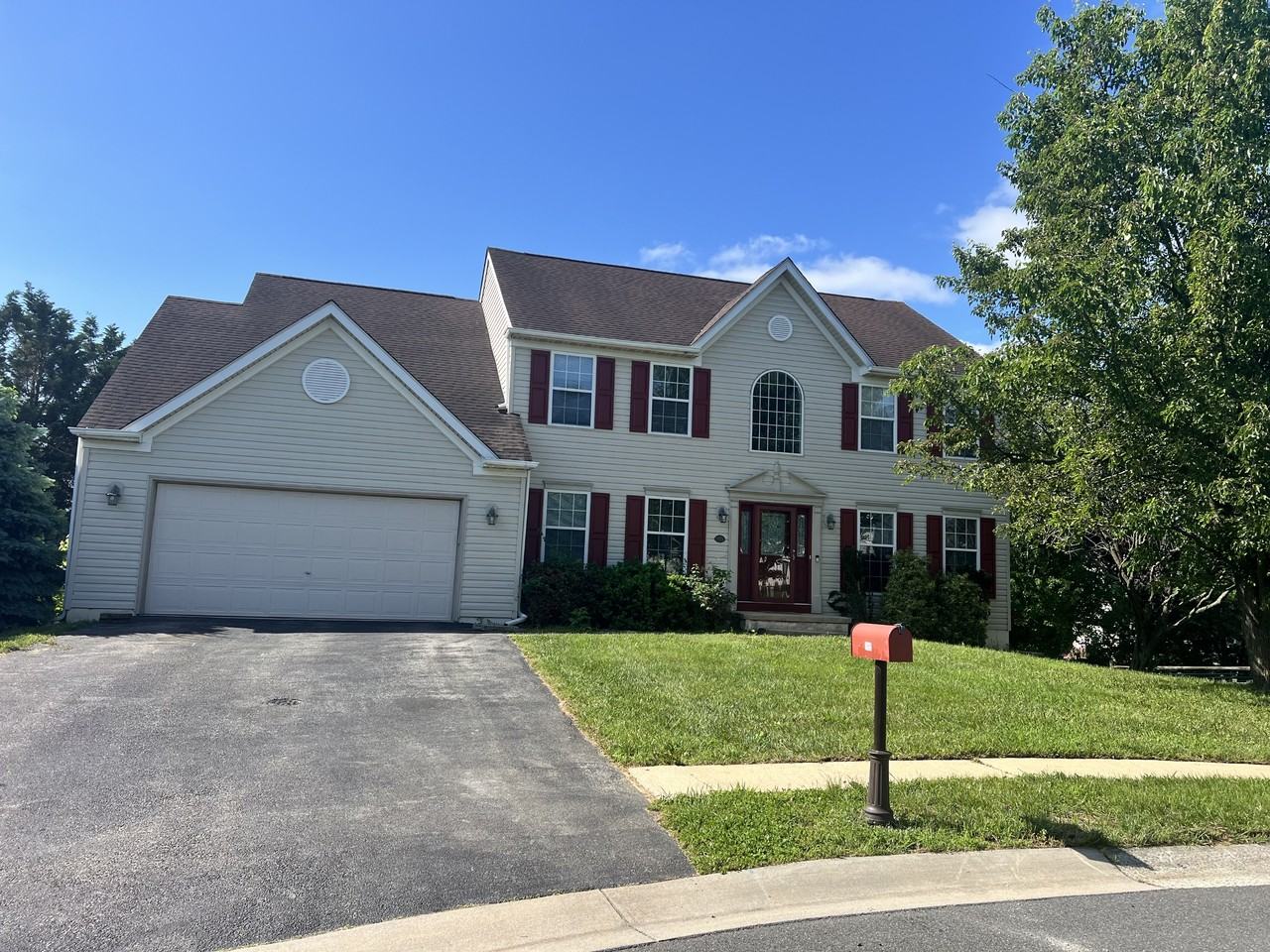 185 Harriet Ct #1