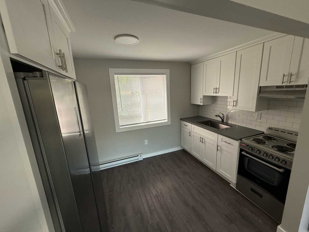 77 E Main St #6