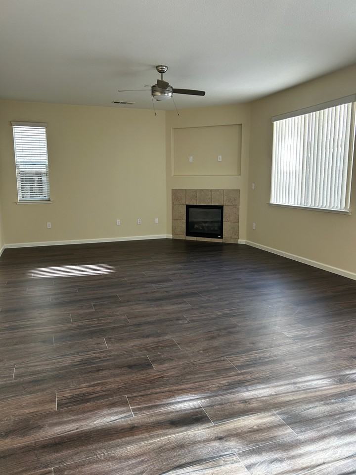 2155 Bolero Dr #1 - Photo 5 of 17