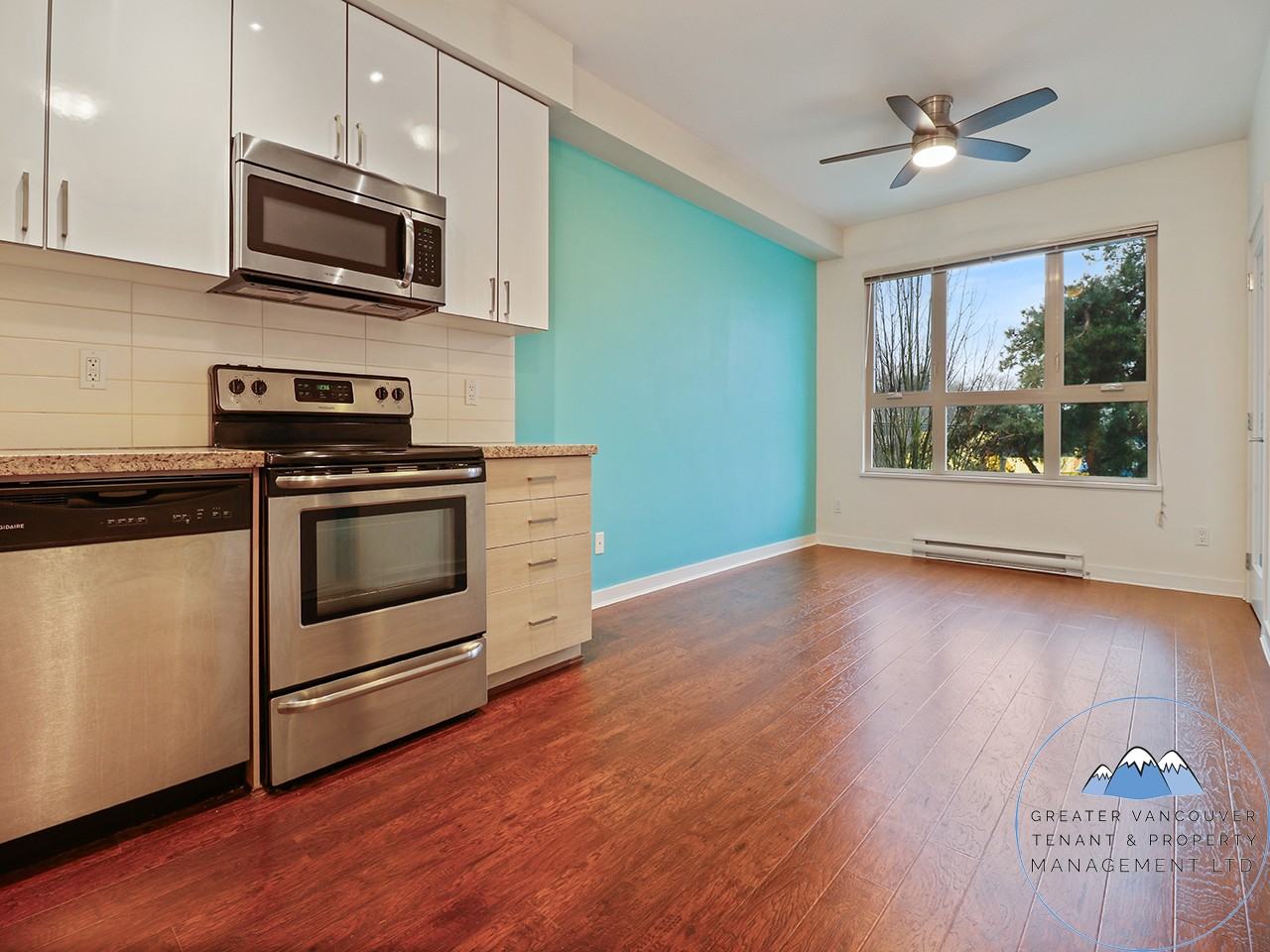 3688 Inverness St - Photo 2 of 17
