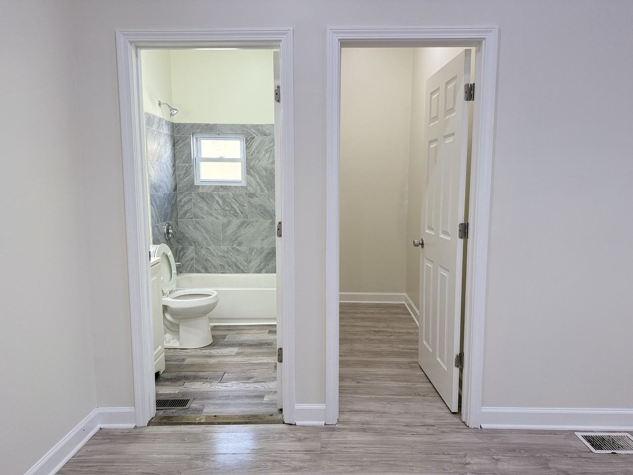 9605 Avenue L - 1R #1R - Photo 5 of 7