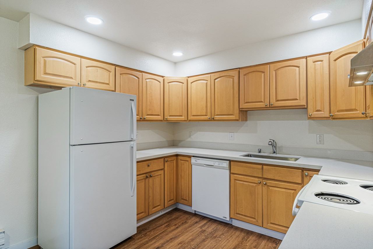 2441 I Street NortheastUnit B #B - Photo 3 of 18