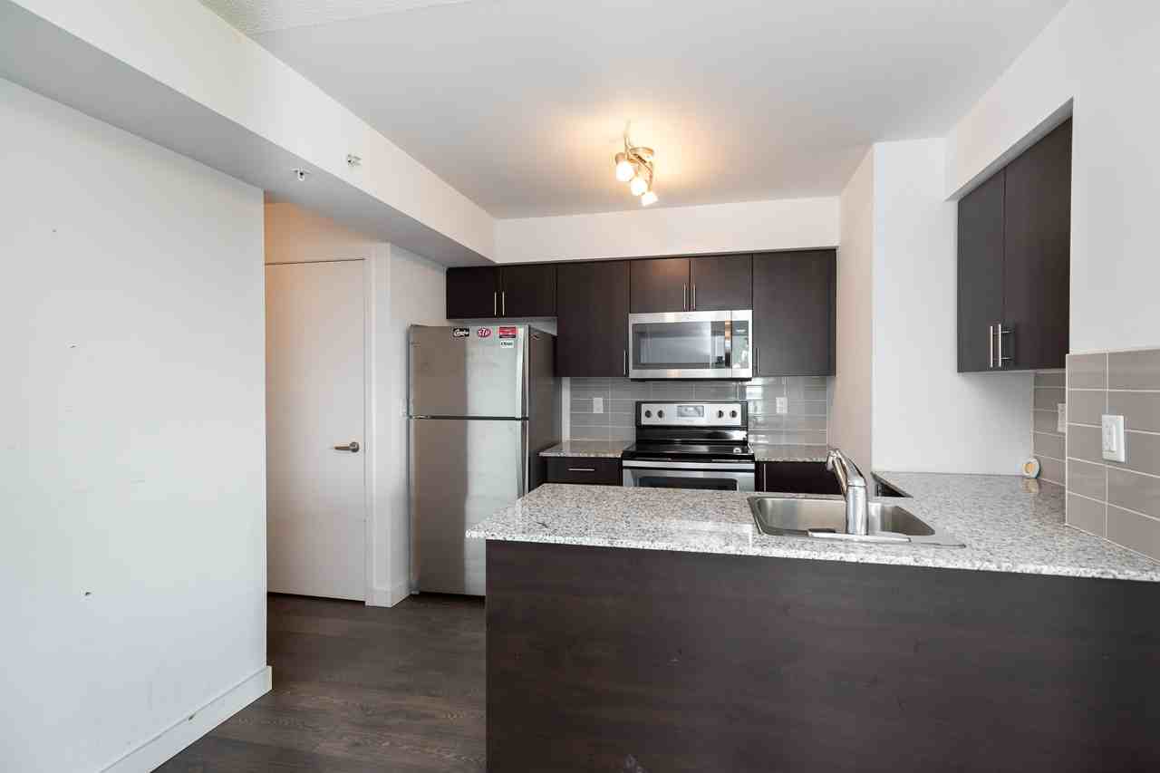 1420 Dupont St #1902 - Photo 7 of 14