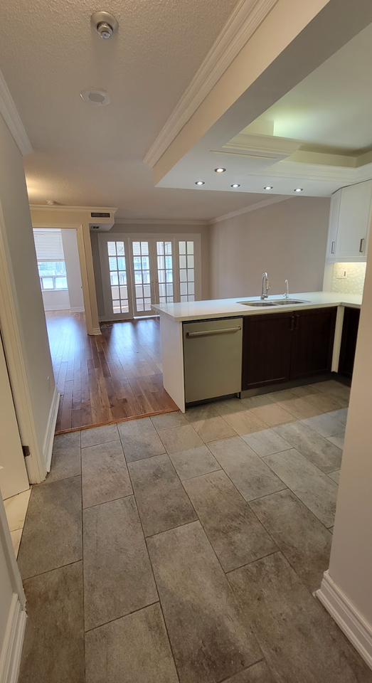 5418 Yonge St - Photo 2 of 17