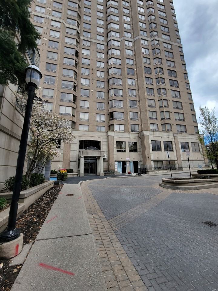 5418 Yonge St - Photo 5 of 17