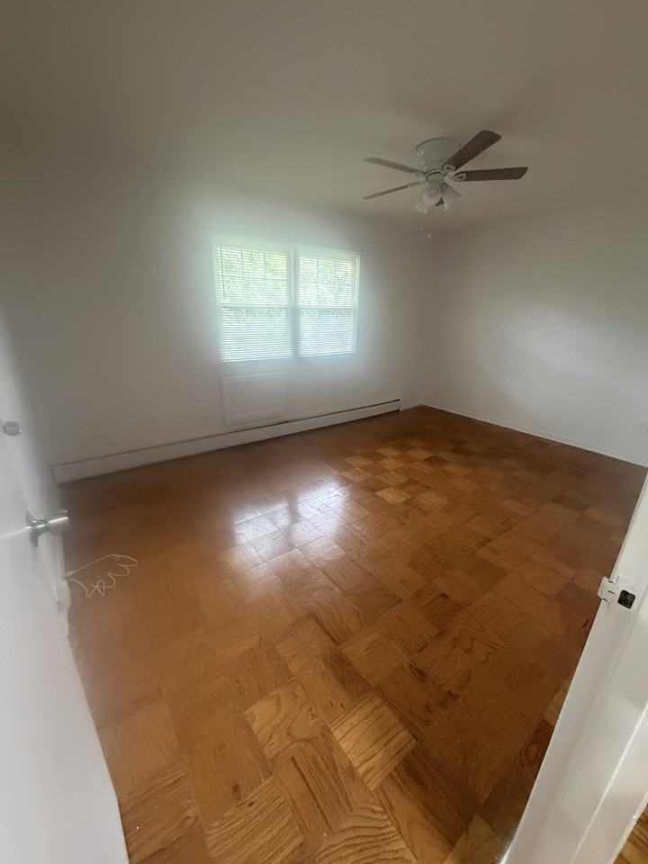 1C Hemlock Dr #148 - Photo 5 of 7
