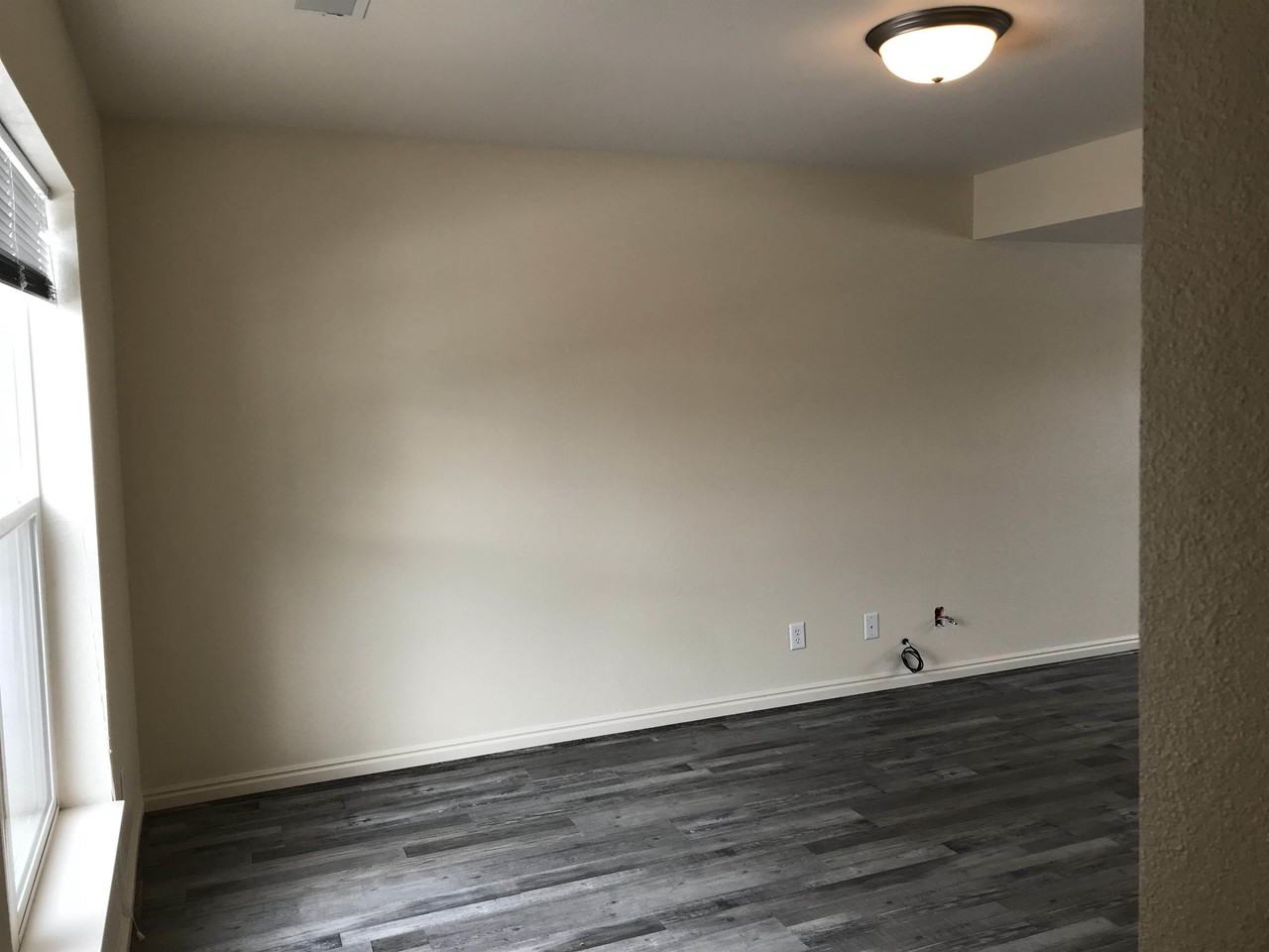 340 N Maybell Ave #1 - Photo 4 of 17