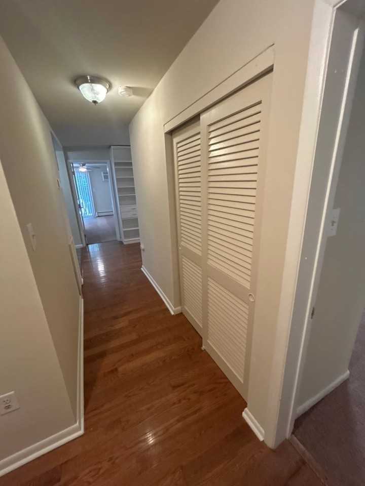 Stoney Creek Apartments - Photo 7 of 22