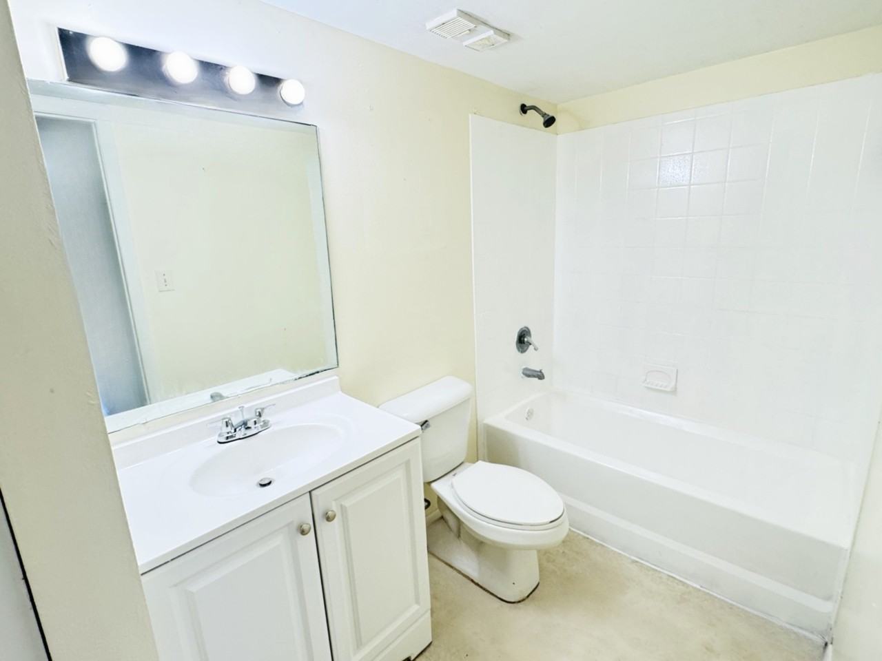 1101 N Benoist Farms Rd #106 - Photo 6 of 16