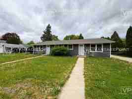 featured image of 1521 Ridgeway Dr #1521