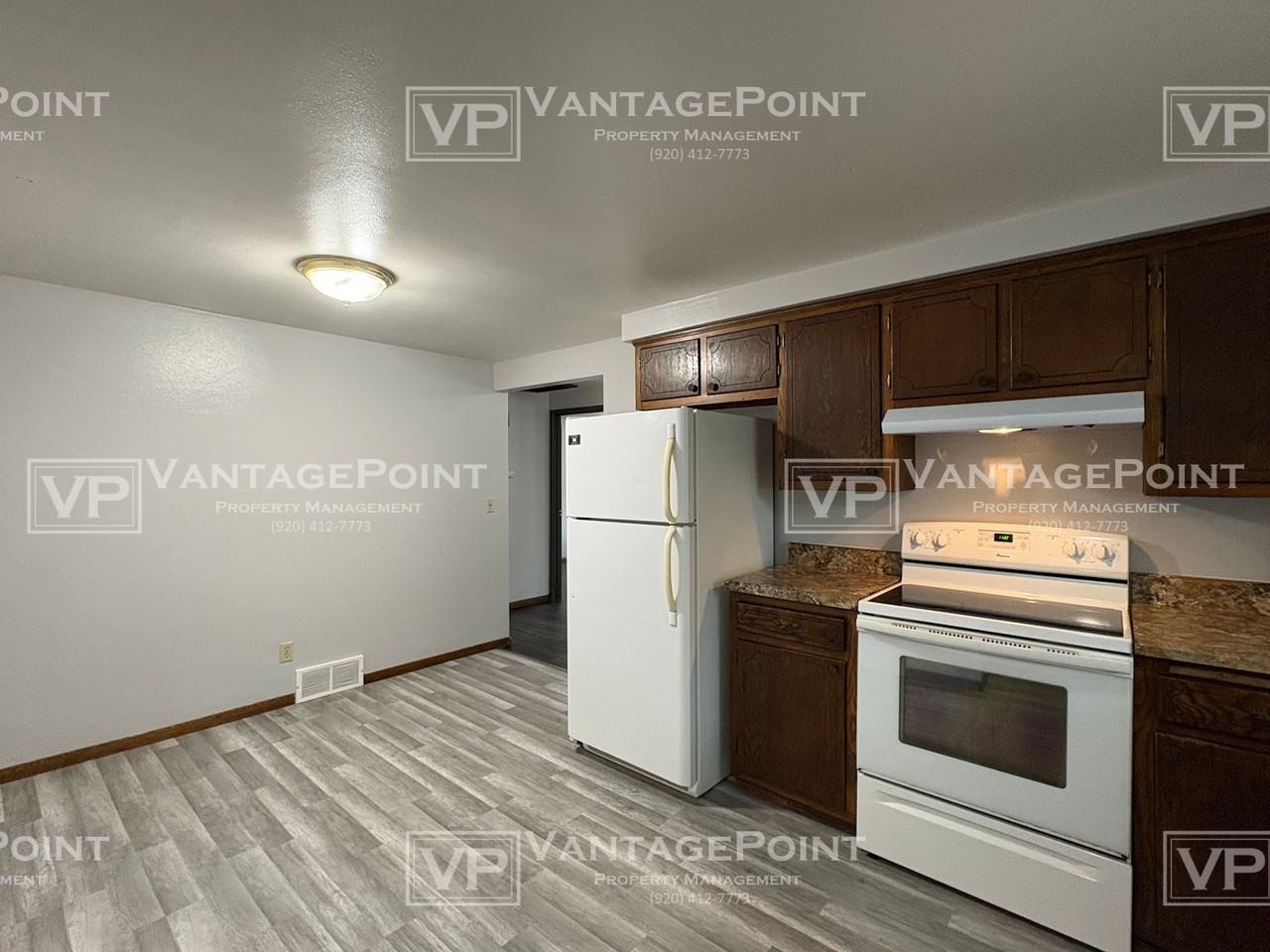 1521 Ridgeway Dr #1521 - Photo 3 of 15