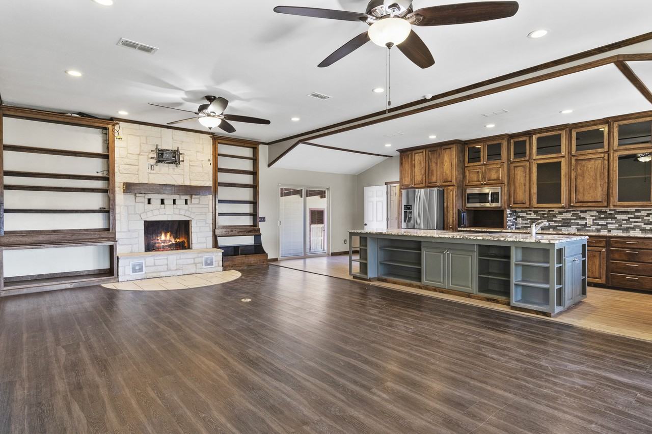 278 County Road 2415 #1 - Photo 7 of 11