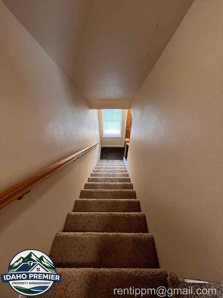 8834 W Pine Valley Ln #1 - Photo 6 of 26