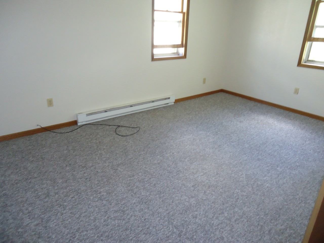 102 2nd St N #3 - Photo 4 of 9
