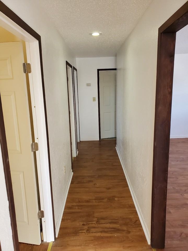 102 2nd St N #3 - Photo 6 of 9