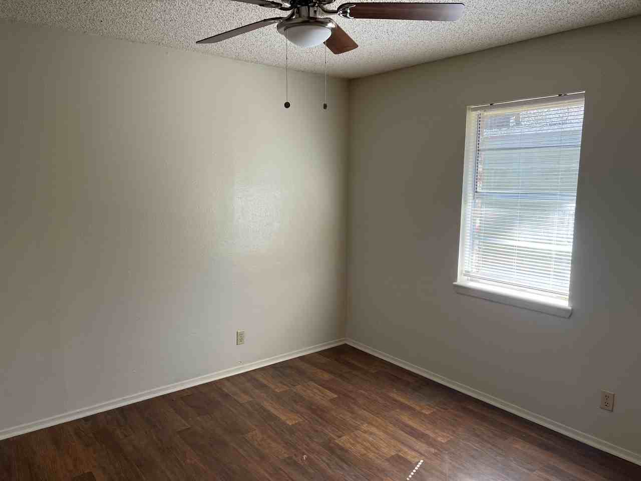 416 E Main St #1 - Photo 4 of 8