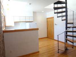 featured image of 28 Federal St #4