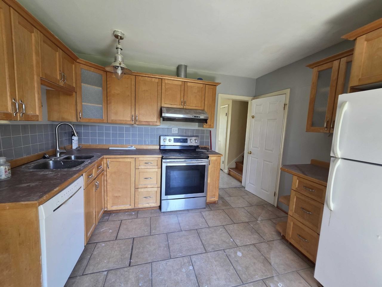 127 Robert Wallace Dr #1 - Photo 5 of 17
