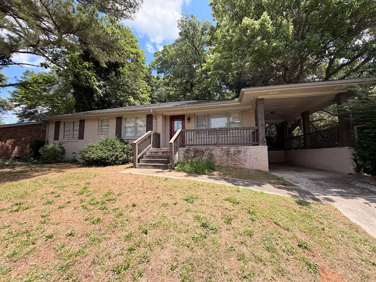 2062 Bencal Dr Se - Photo 2 of 8