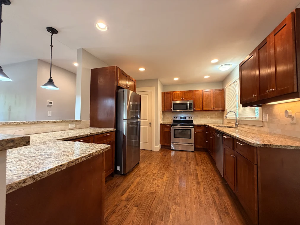 2062 Bencal Dr Se - Photo 3 of 8