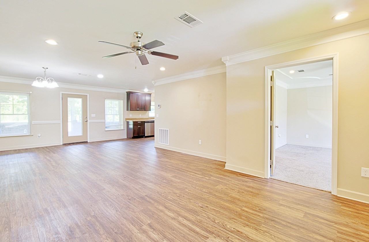 5777 E Oglethorpe Hwy #1 - Photo 2 of 38