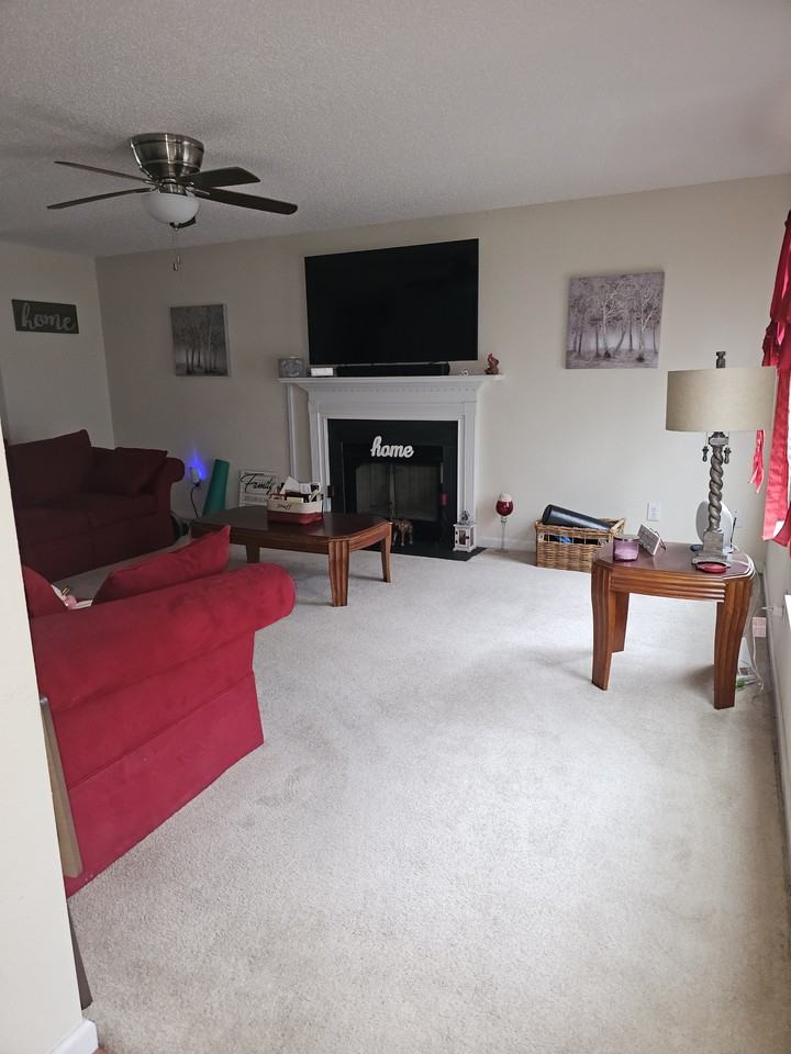109 Hardwood Dr #1 - Photo 5 of 40