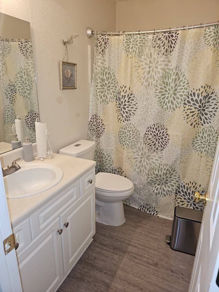 109 Hardwood Dr #1 - Photo 7 of 40