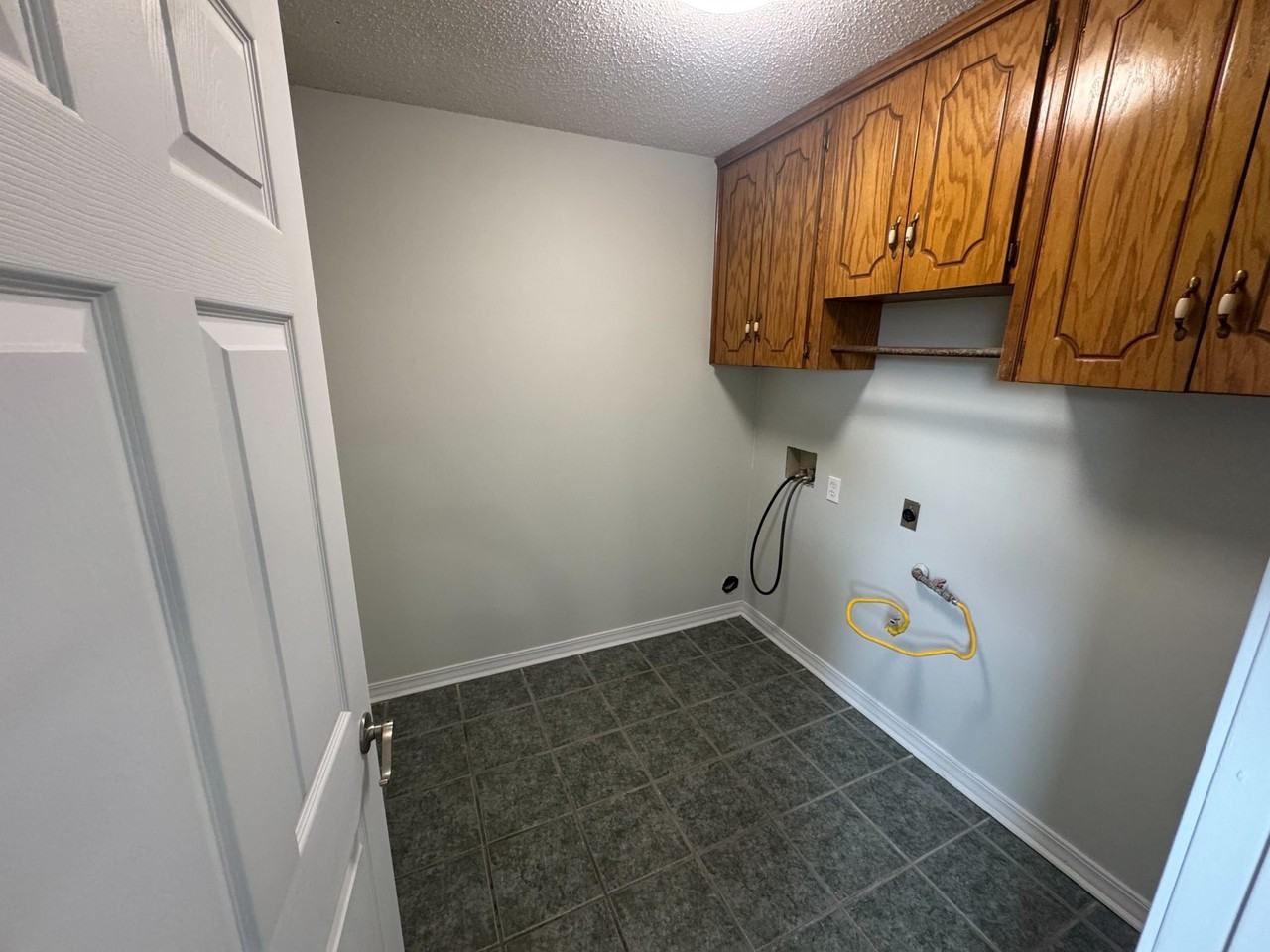 303 Ray St #1 - Photo 5 of 14