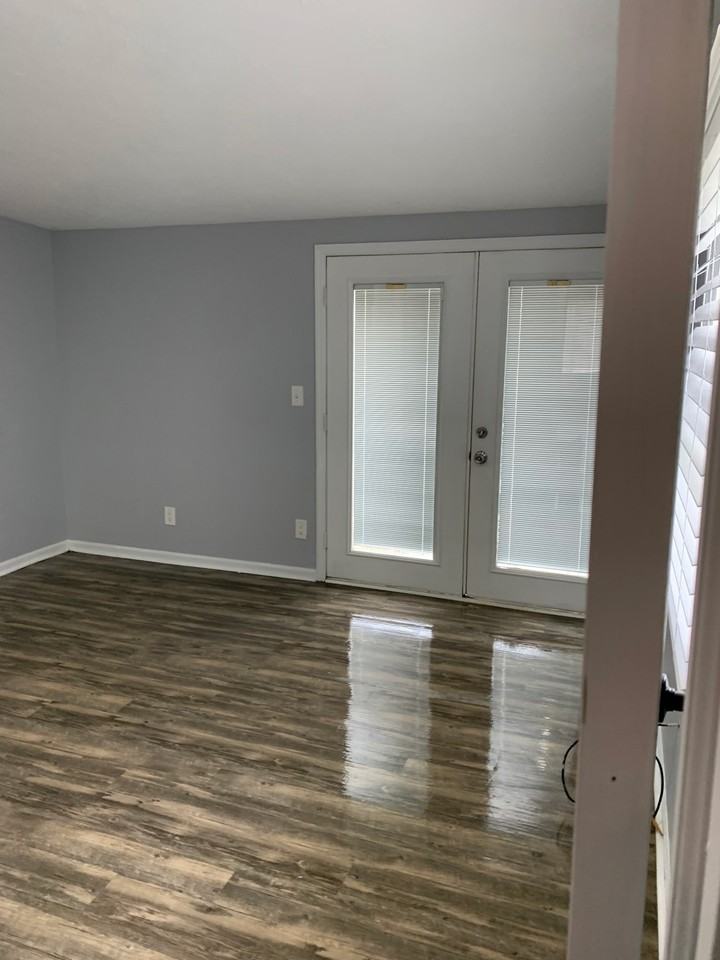 416 W Wenger Rd #1 - Photo 6 of 50