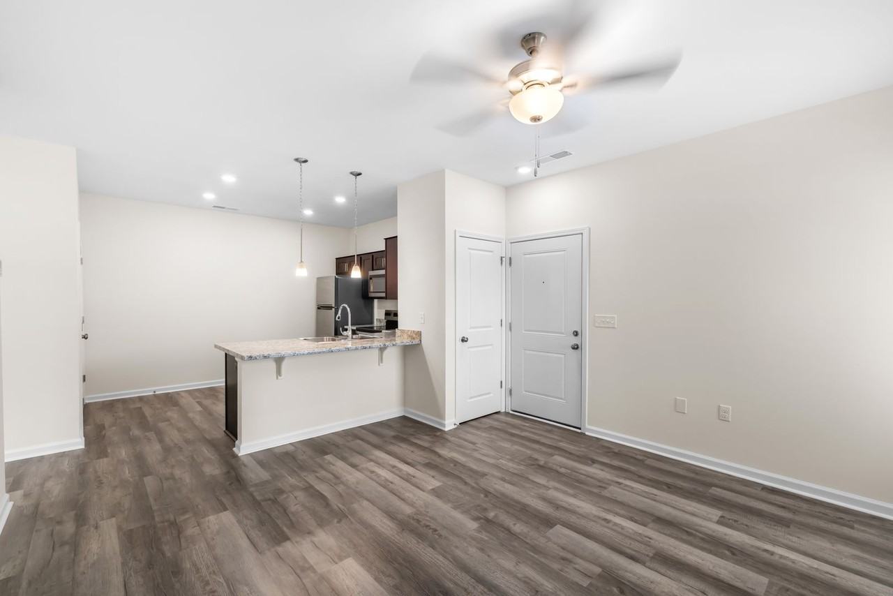 East Meadows Apartment Homes - Photo 5 of 50