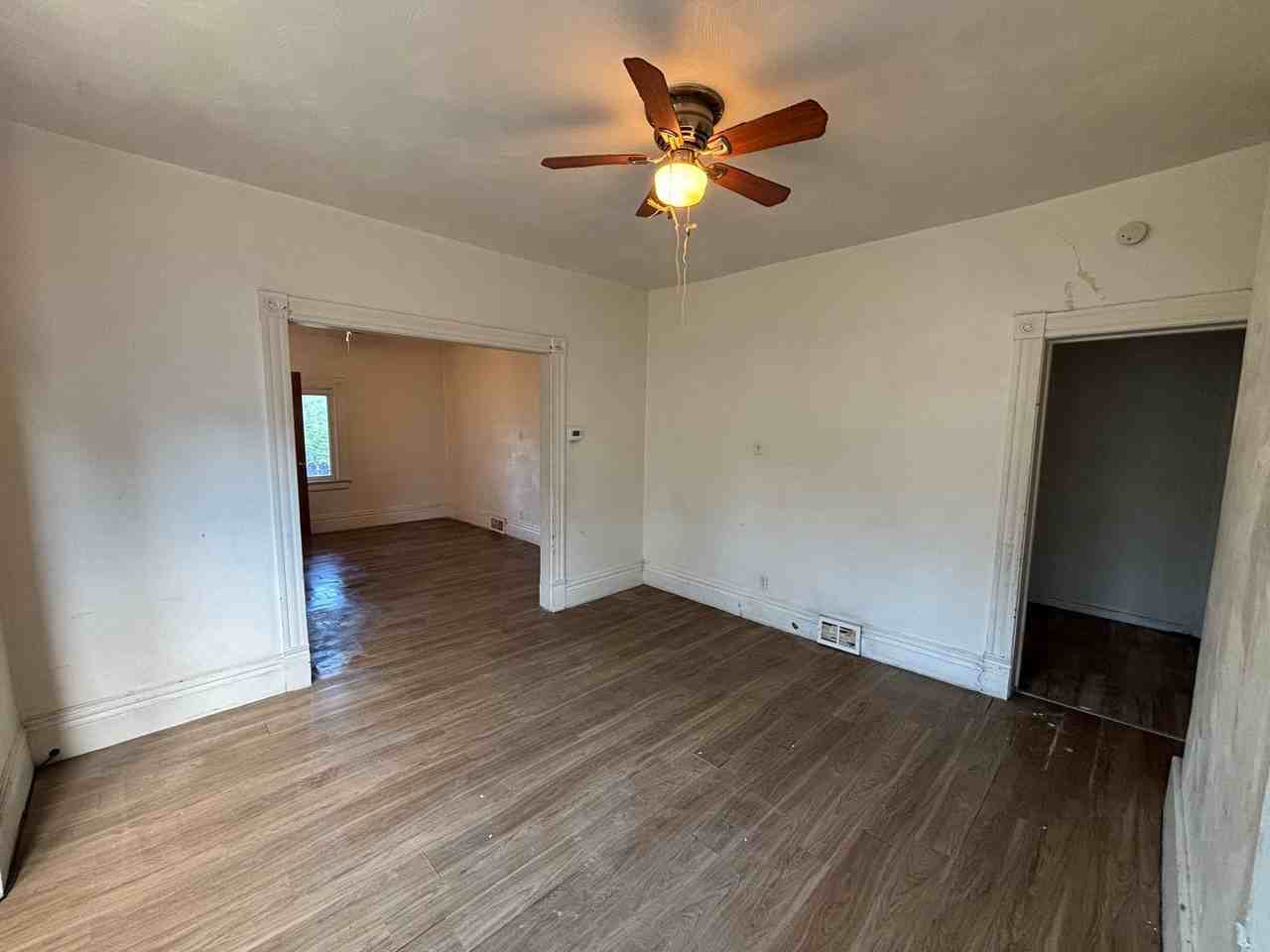 3620 Grenada St - Photo 7 of 27