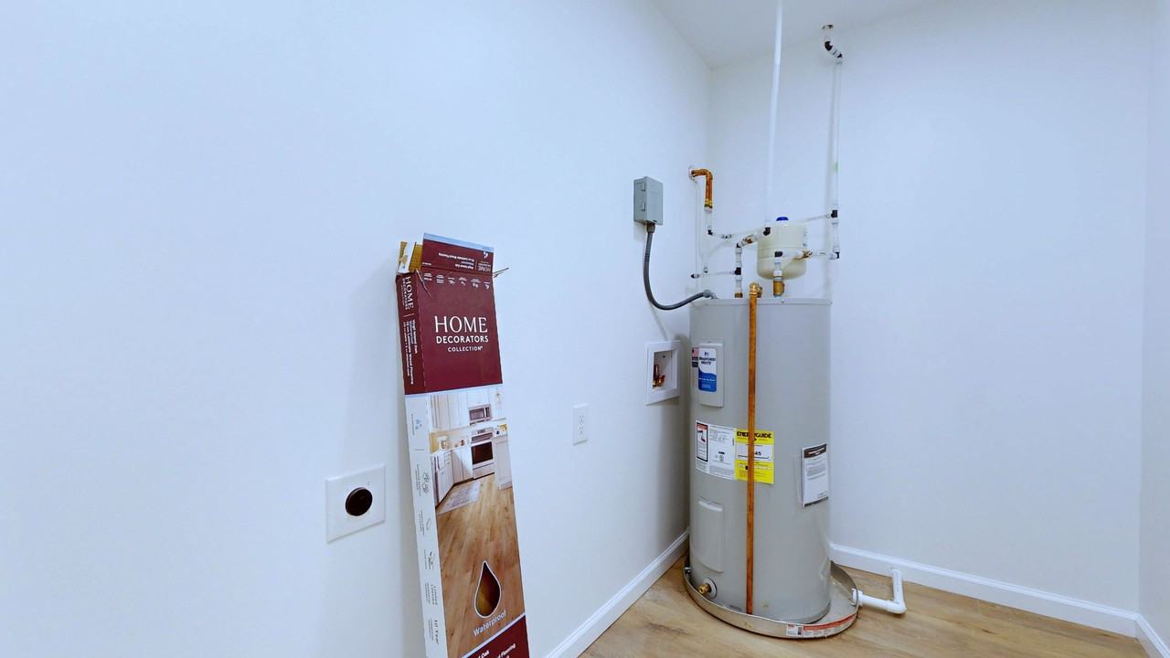 2506 Byington Beaver Ridge Rd #1 - Photo 4 of 11