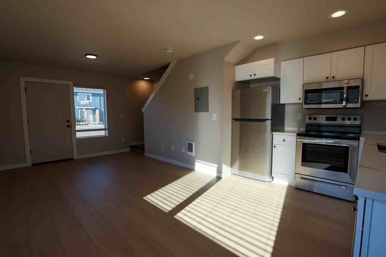 2901 Waverly Dr Se #2901-102 - Photo 6 of 19