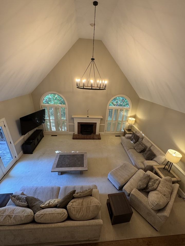 365 Fairleaf Ct #1 - Photo 6 of 38